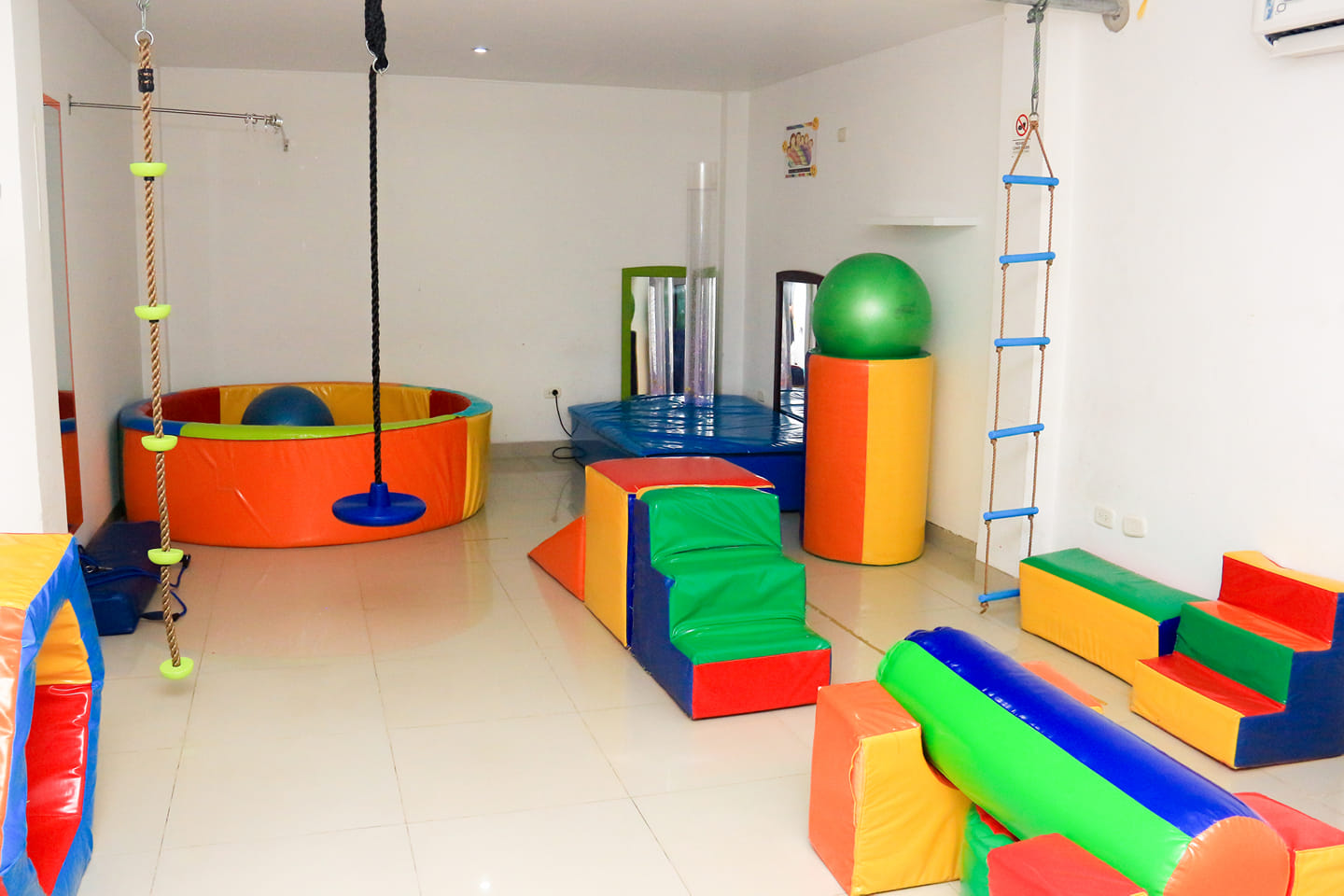 472575254 1122851262878293 2050855801288613333 n